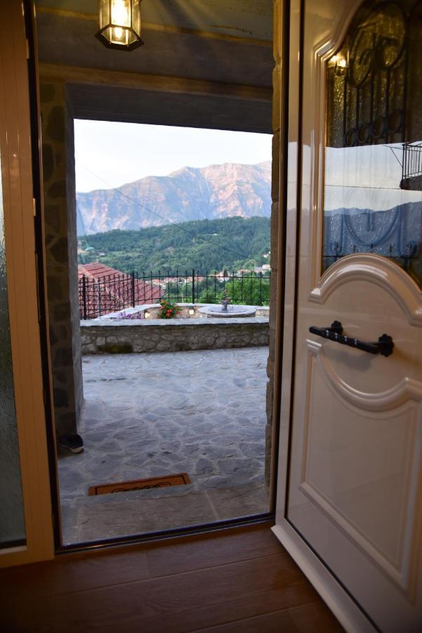 Elen'S Suites Pramanta Esterno foto