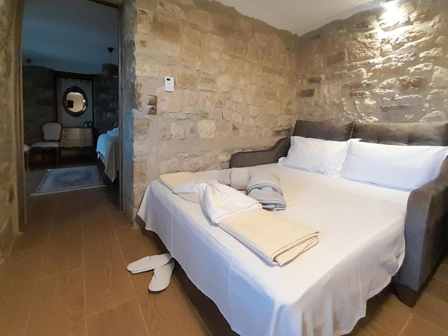 Elen'S Suites Pramanta Esterno foto