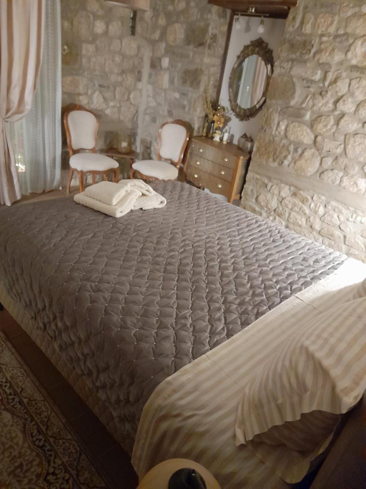 Elen'S Suites Pramanta Esterno foto