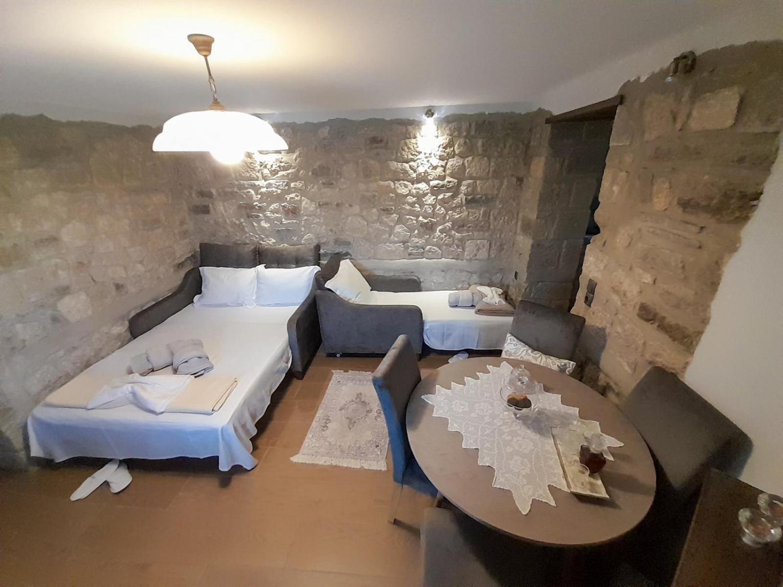 Elen'S Suites Pramanta Esterno foto